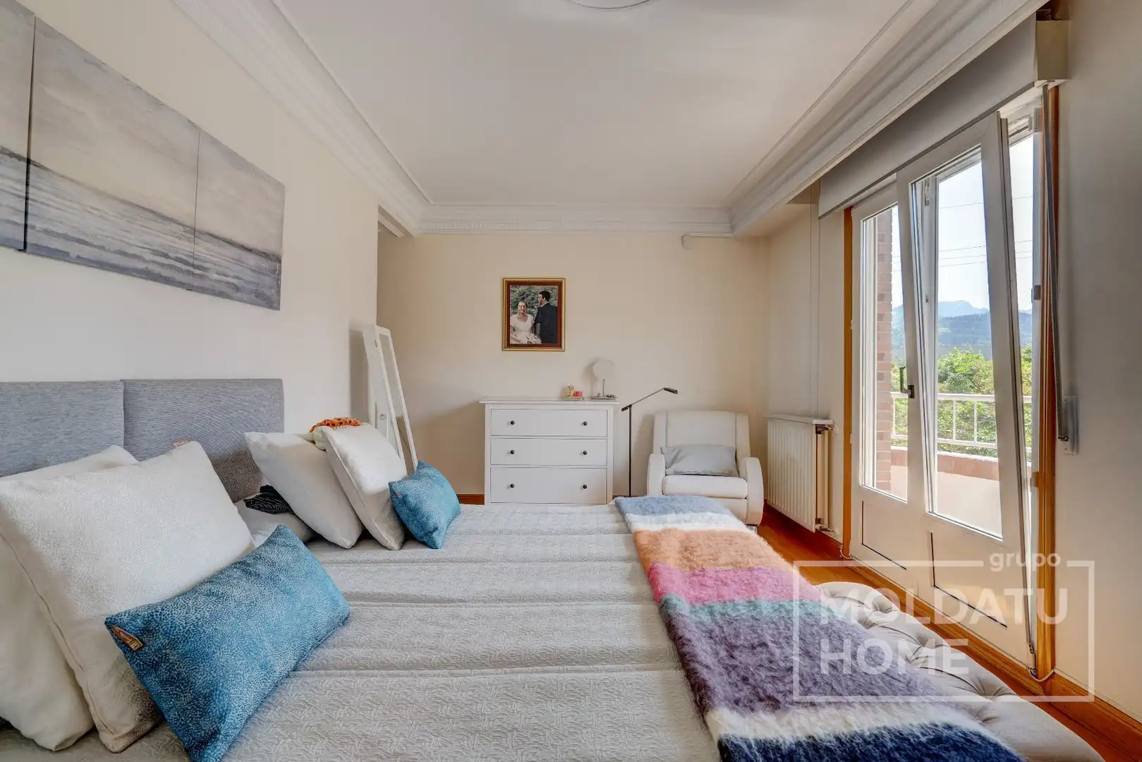 Bedroom of Detached homes for sale in Irun   with Heating, Private garden and Terrace