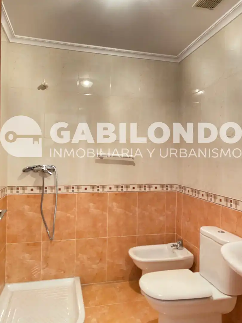 Bathroom of Flat for sale in Mendaro  with Heating, Parquet flooring and Furnished