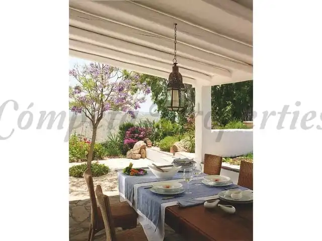 Casa adosada en venta en Canillas de Aceituno