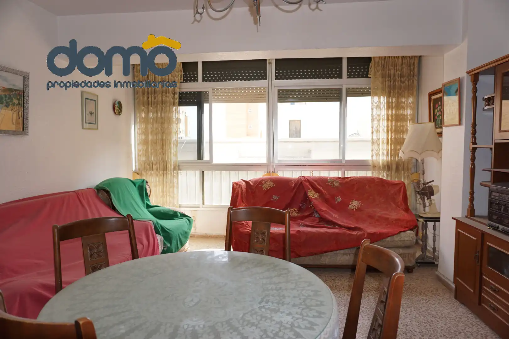 Piso en venta en Almería con Amueblado y Balcón
