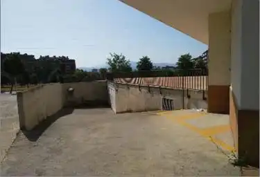 Aparcament amb ascensor en venda a Av Olimpia