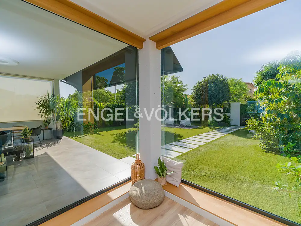 Terraza de Casa o chalet en venta en Elche / Elx con Aire acondicionado, Calefacción y Jardín privado