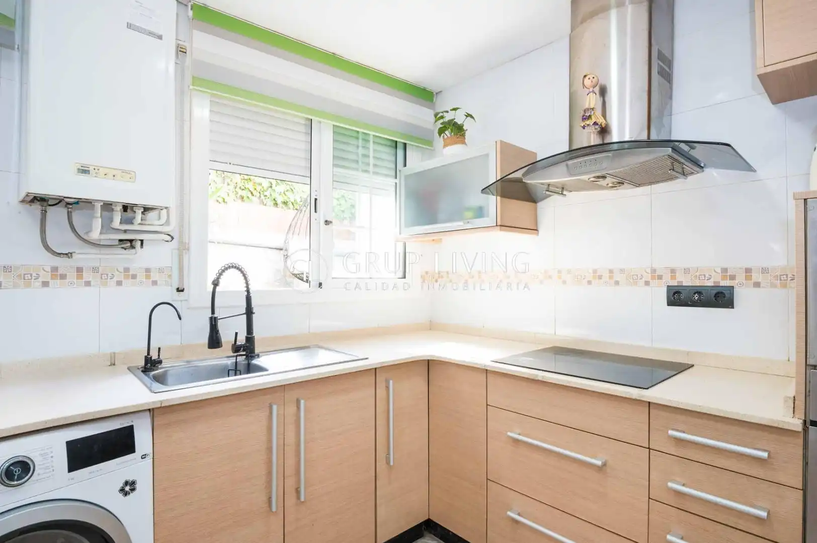Cocina de Piso en venta en Sitges con Calefacción, Jardín privado y Terraza