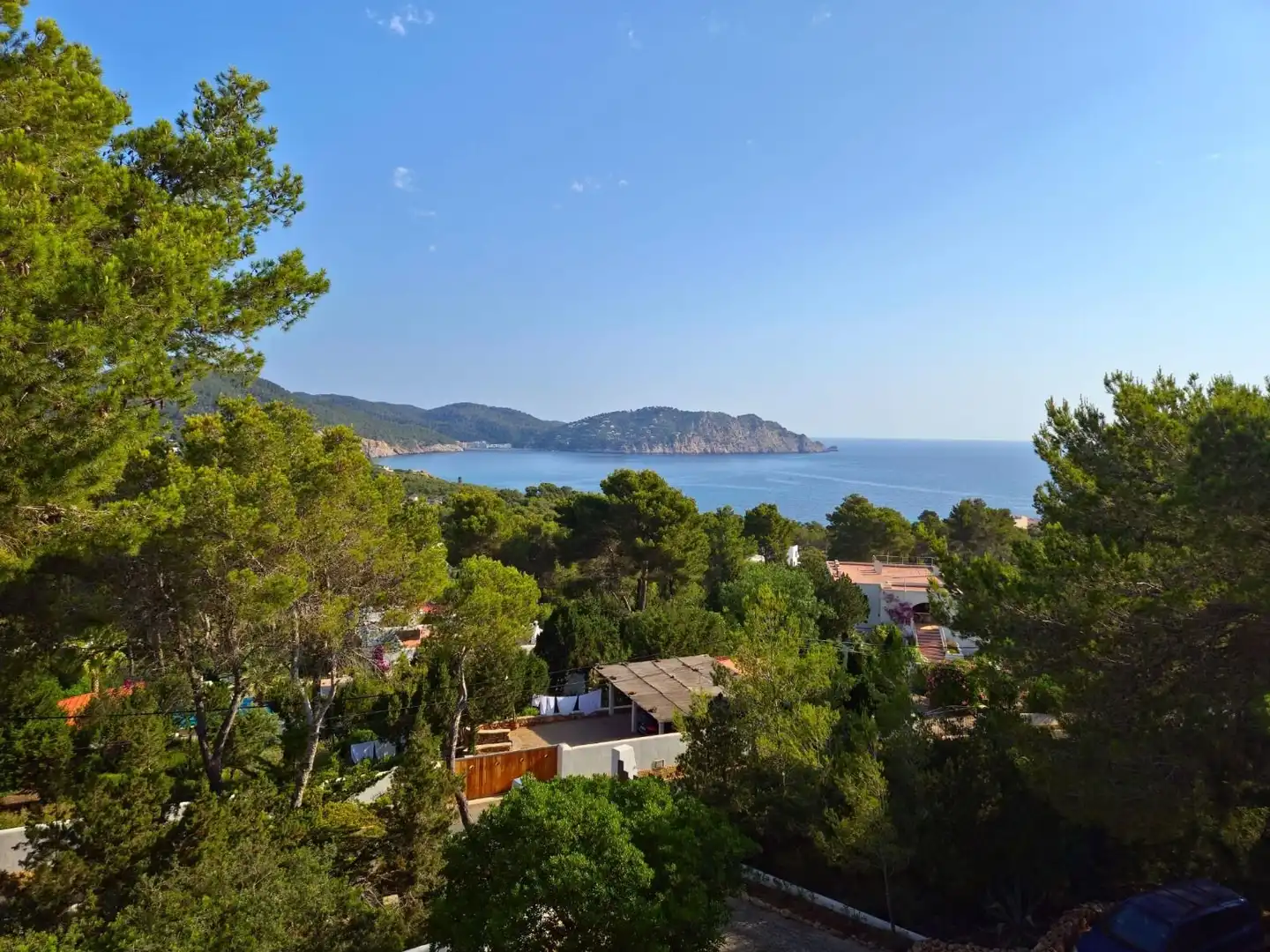 Vista exterior de Casa o xalet en venda en Santa Eulària des Riu amb Aire condicionat, Calefacció i Jardí privat