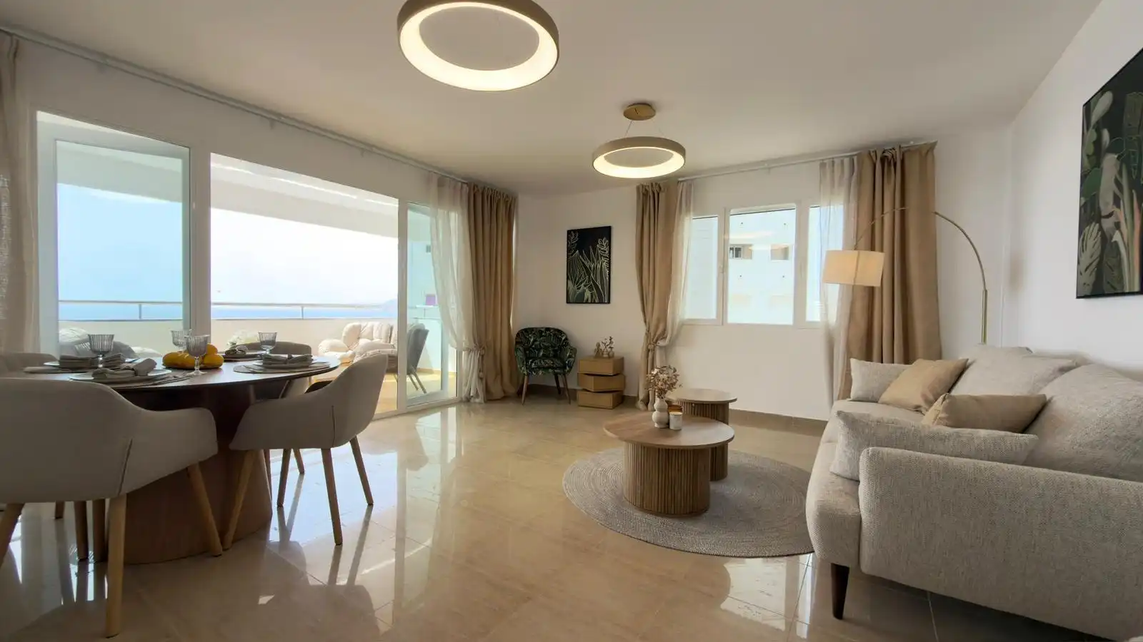 Wohnzimmer von Wohnung zum Verkauf in Benidorm mit Klimaanlage, Heizung und Terrasse