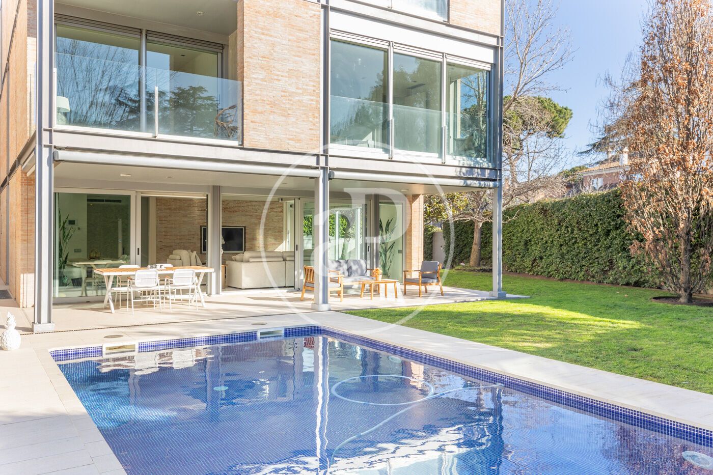 Jardí de Casa o xalet en venda en Sant Cugat del Vallès amb Aire condicionat, Calefacció i Jardí privat