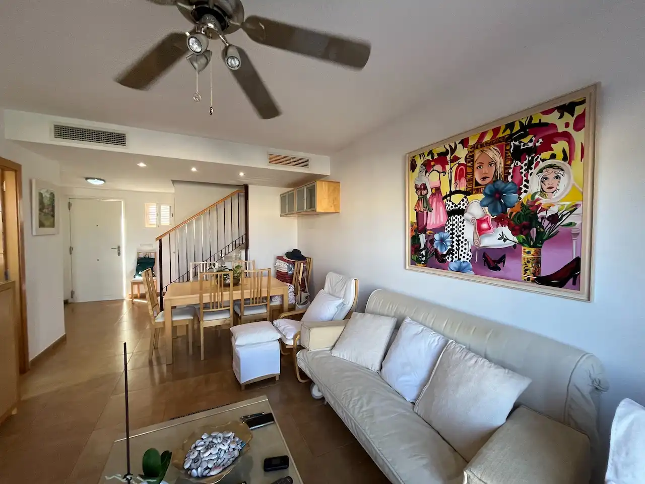 Sala de estar de Casa adosada en venta en Vélez-Málaga con Aire acondicionado, Calefacción y Jardín privado