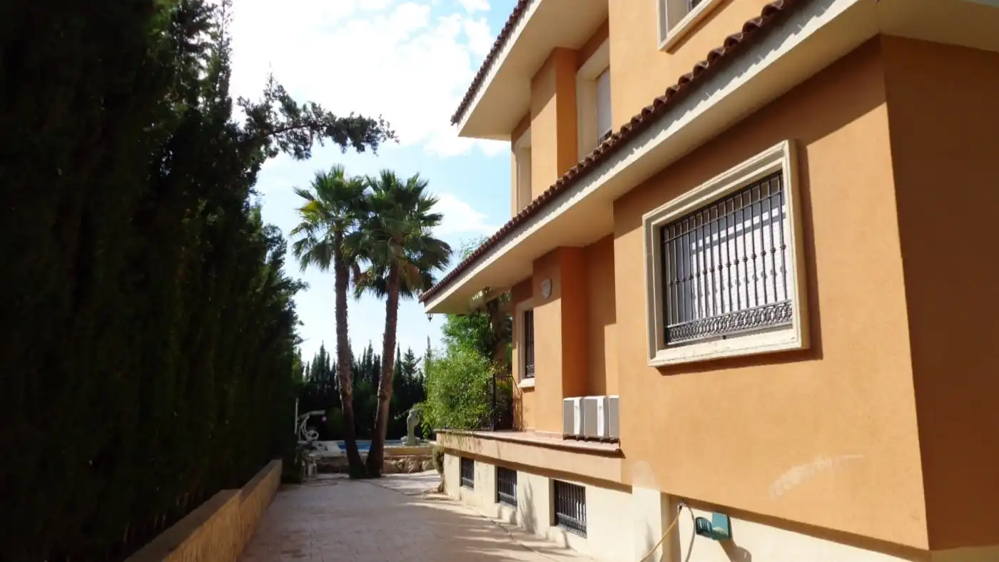 Vista exterior de Casa o chalet en venta en Petrer con Aire acondicionado, Calefacción y Jardín privado
