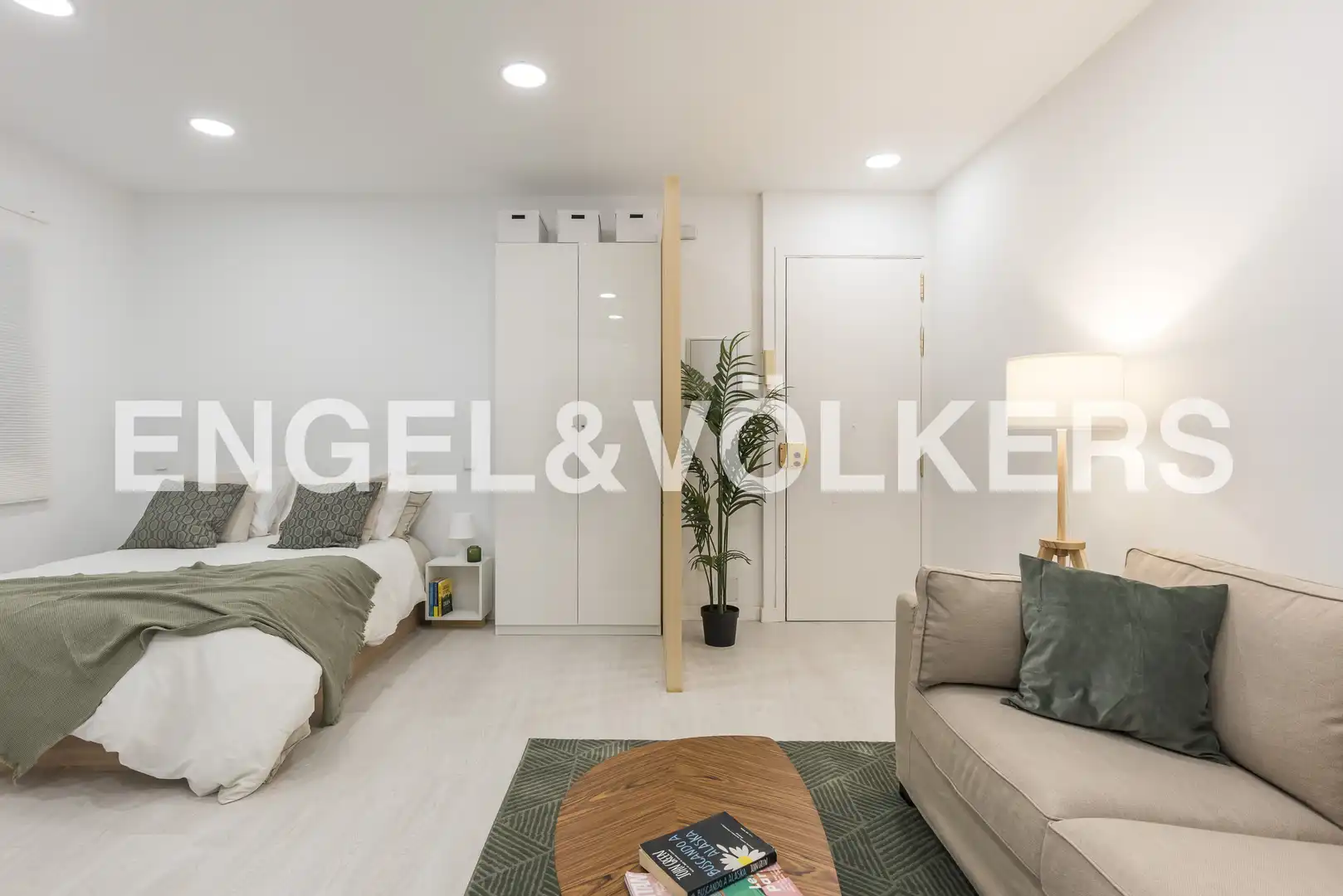 Habitación de Apartamento de alquiler en Madrid con Aire acondicionado y Calefacción