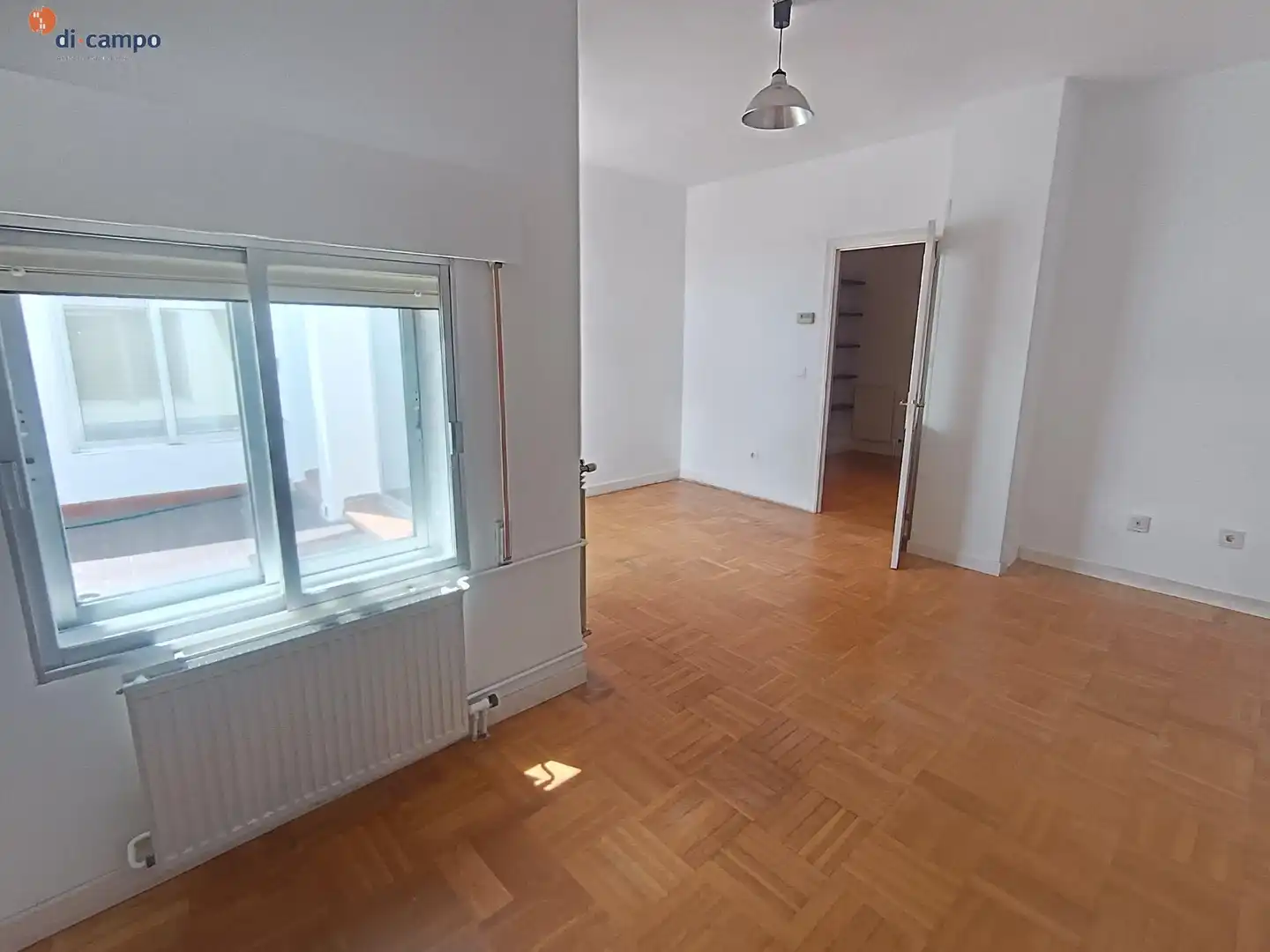 Living room of Attic for rent in Valladolid  with Heating, Terrace and Storage room