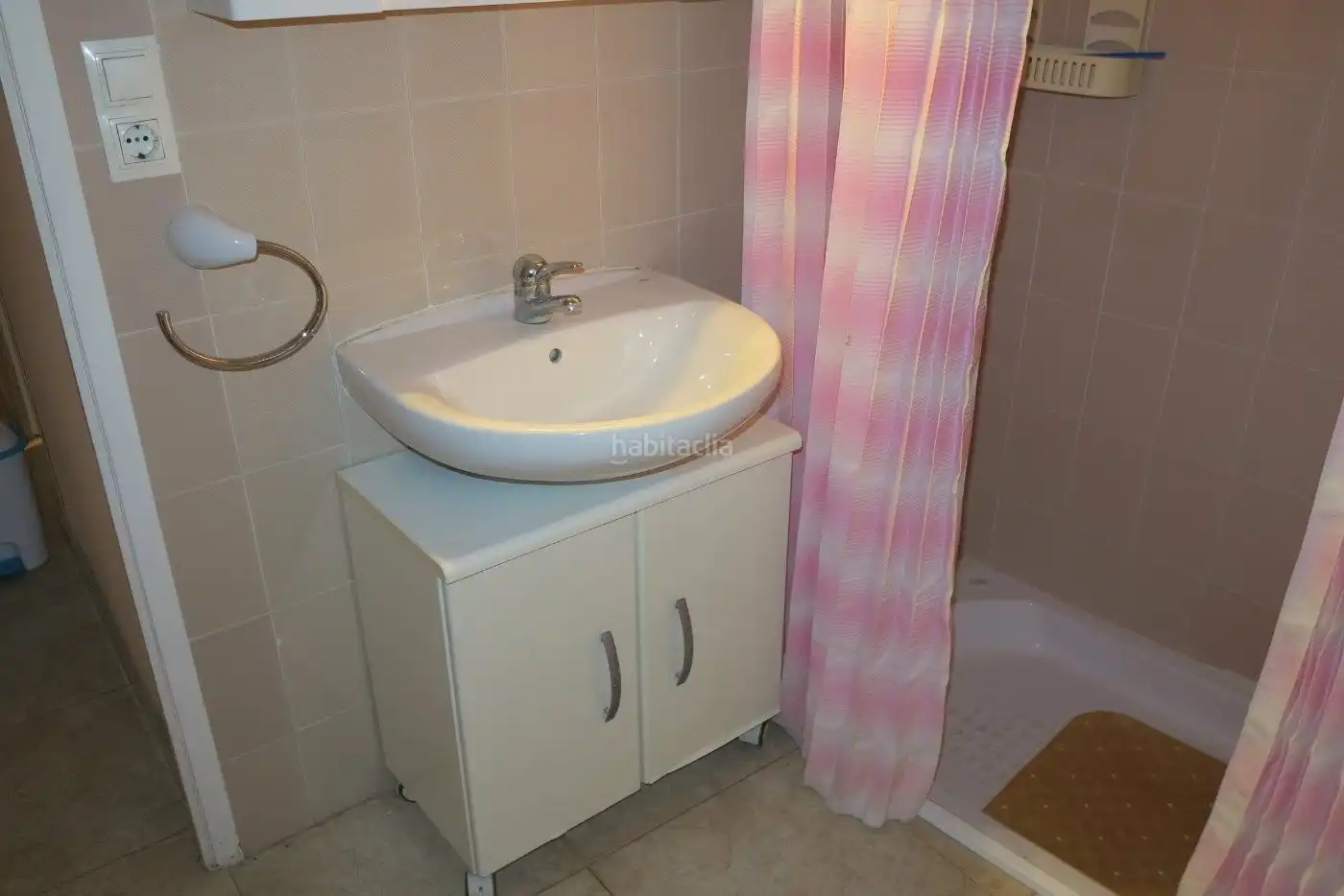 Baño de Casa o chalet de alquiler en Ciutadilla con Calefacción, Terraza y Trastero