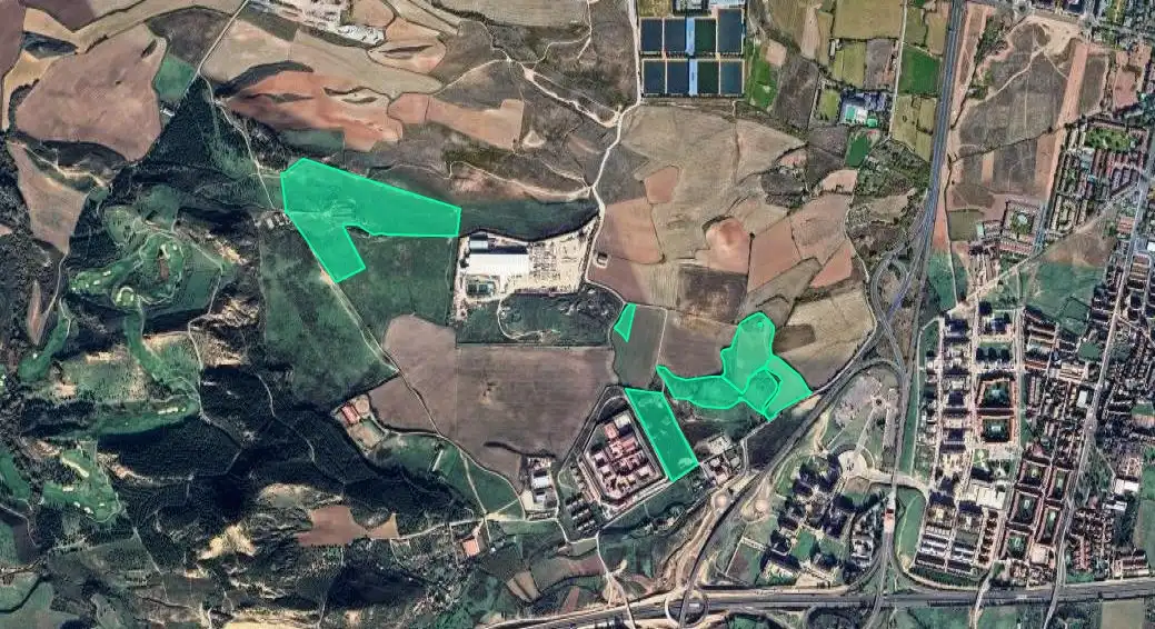 Terreno en venta en  Logroño