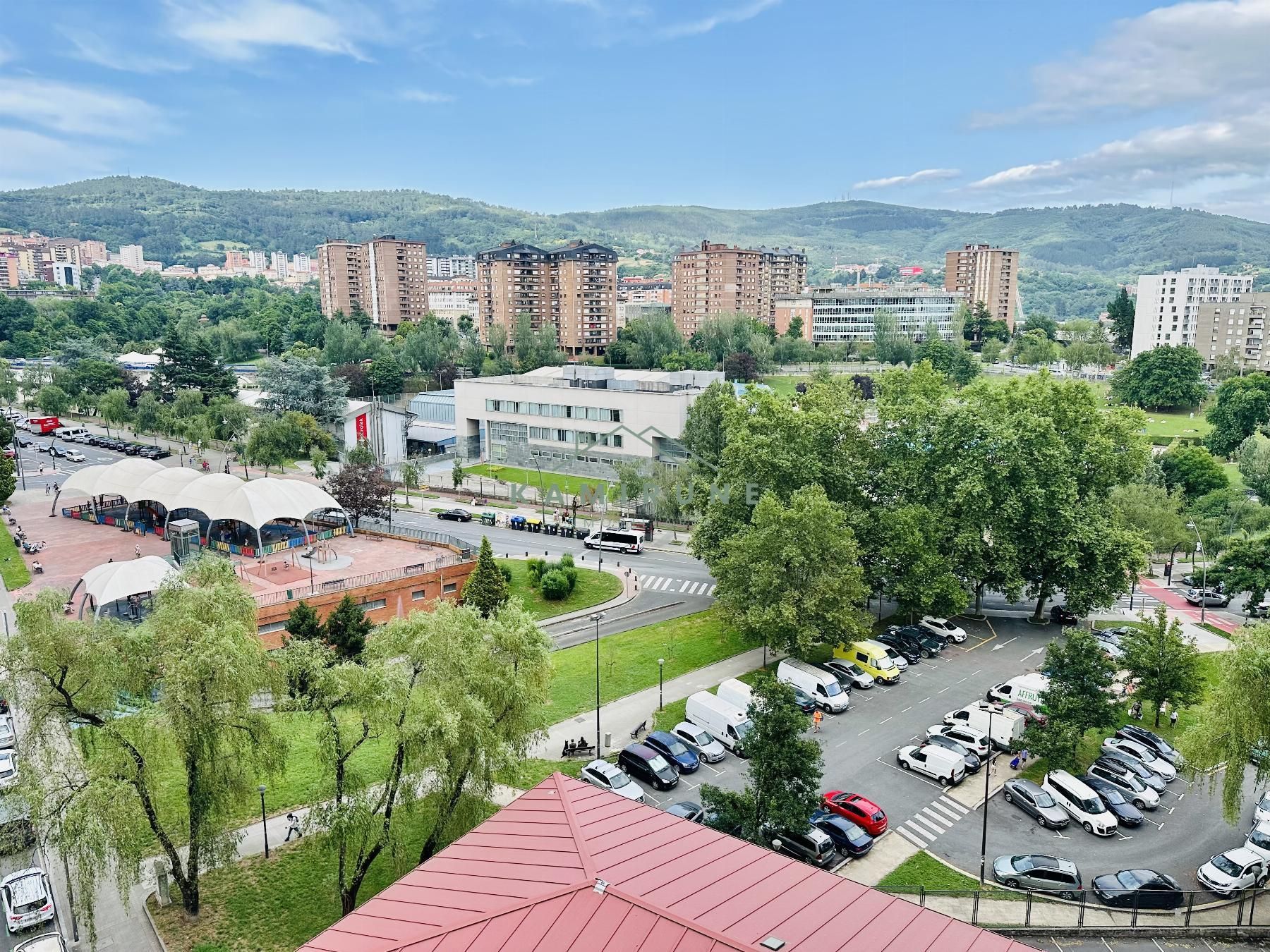 Vista exterior de Pis en venda en Bilbao 