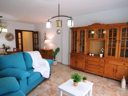 Sala d'estar de Apartament en venda en Alhaurín El Grande amb Aire condicionat, Calefacció i Terrassa