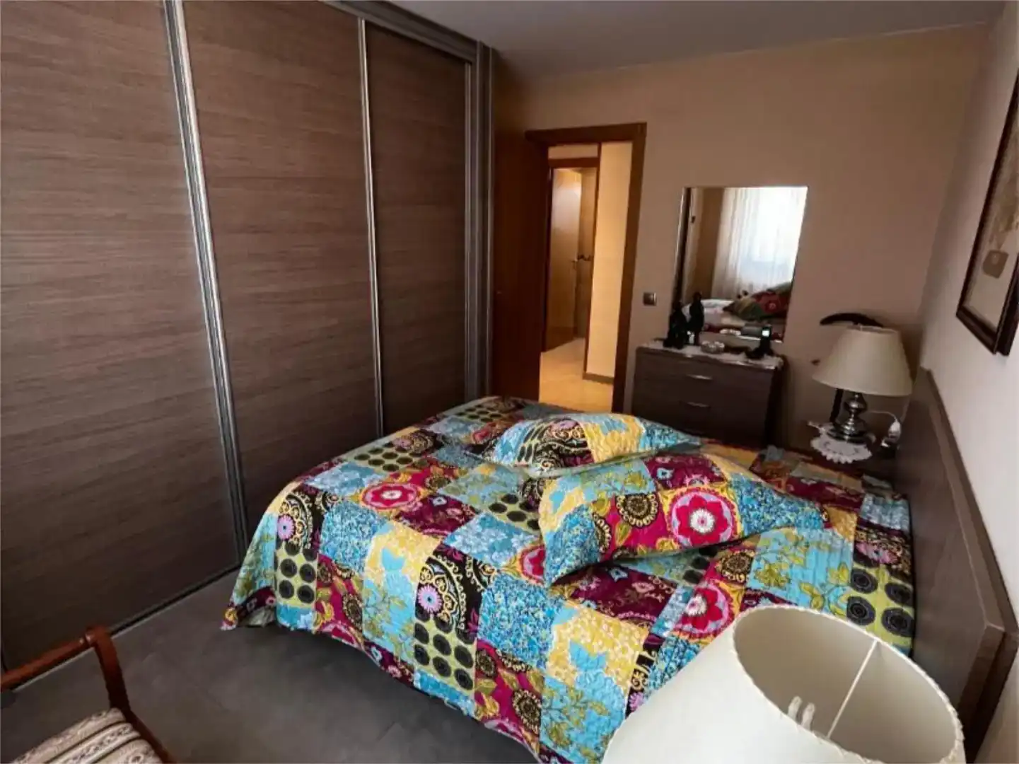 Dormitori de Casa adosada en venda en Flix amb Traster i Moblat