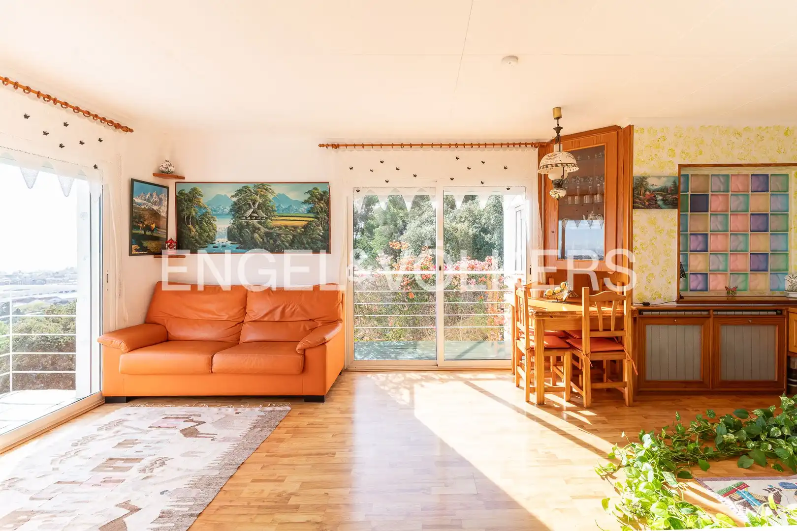 Sala de estar de Casa o chalet en venta en Pineda de Mar con Calefacción, Jardín privado y Terraza