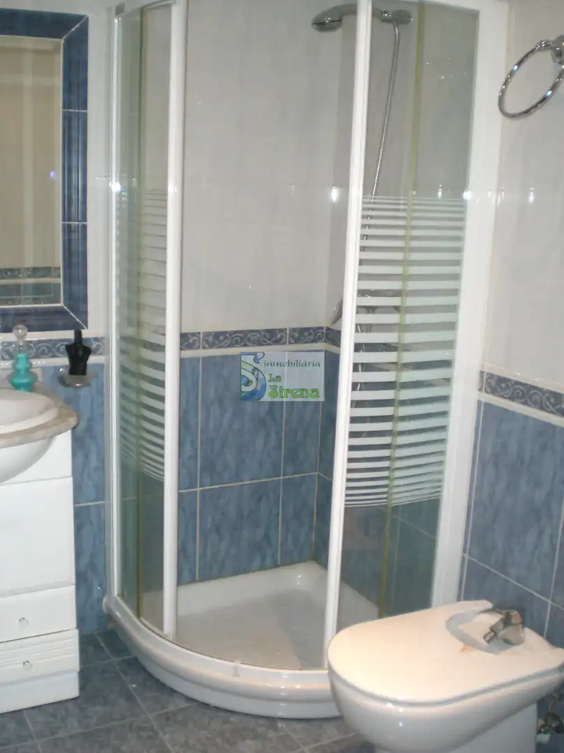 Bathroom of Commercial properties for sale in Castro-Urdiales  with Air Conditioner, Heating and Terrace