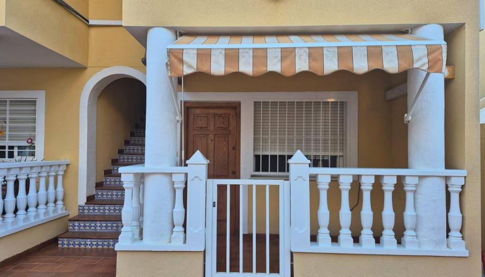 Foto 1 de Apartament en venda a C. Canal de Riego, Catral, Alicante