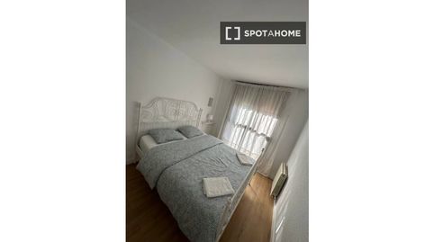 Foto 2 de Habitació a Montigalà, Badalona