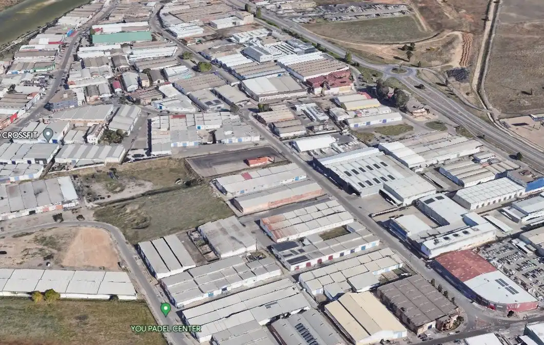 Industriegebäude zum Verkauf in Sur