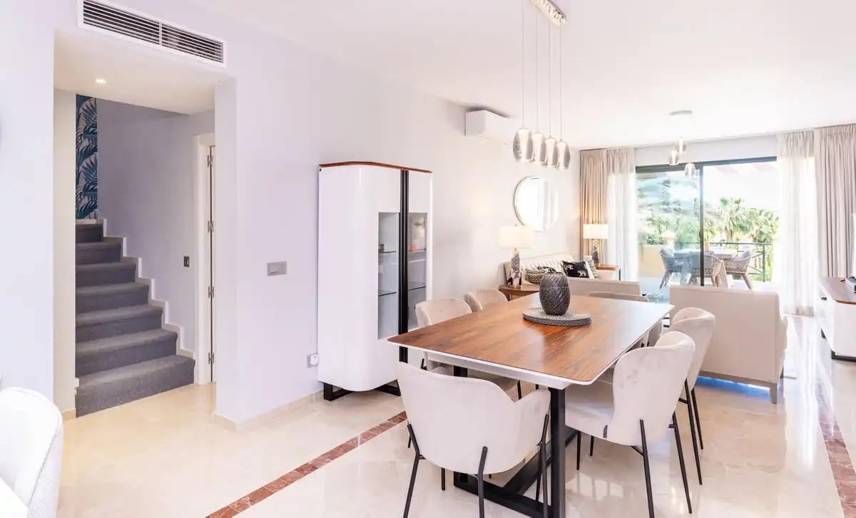 Piso con piscina en venta en Estepona - Estepona,Atalaya,Calle Nueva Atalaya, imagen 4