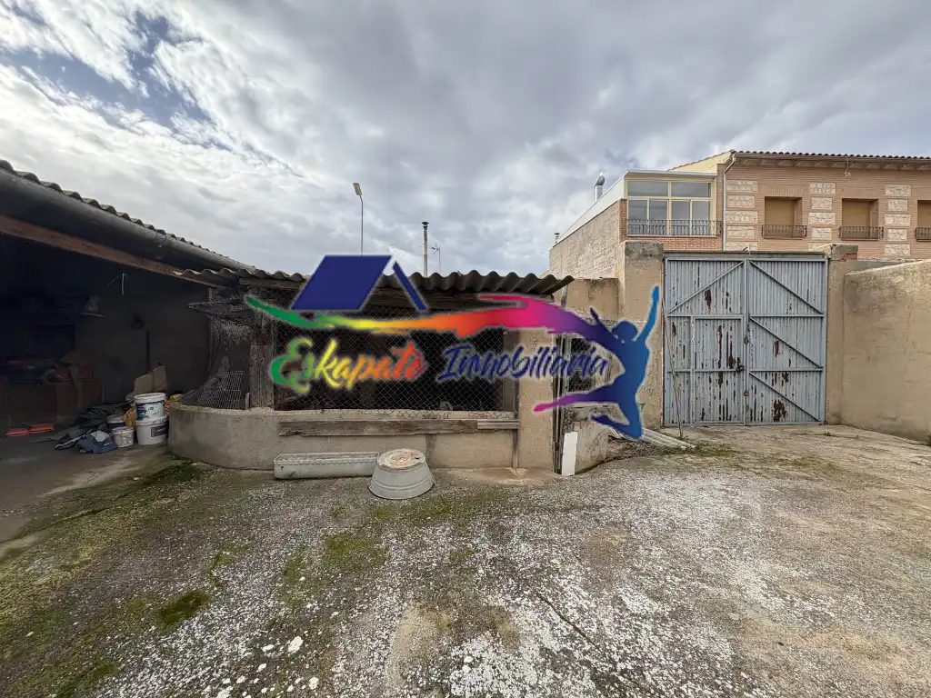 Casa en venta en Calle Romero 4, imagen 2
