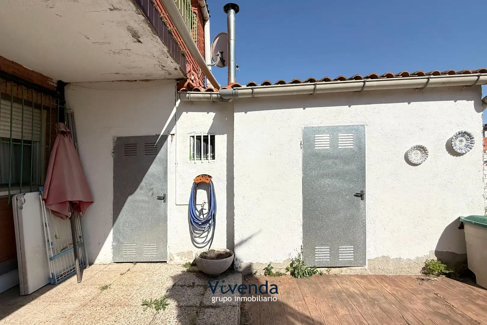 Vista exterior de Casa adosada en venta en Humanes de Madrid con Calefacción, Jardín privado y Terraza