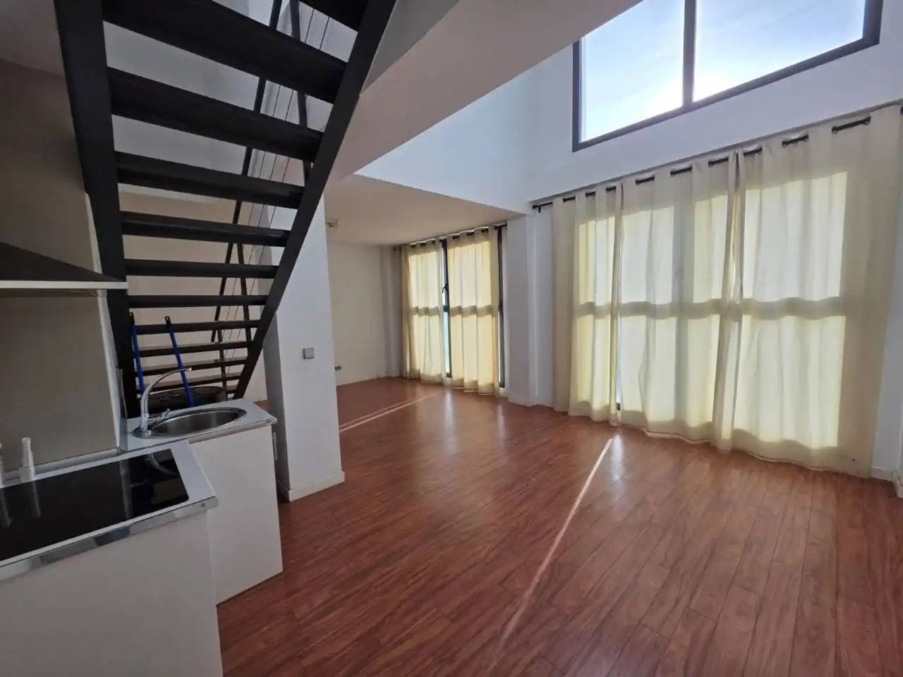 Loft avec ascenseur à louer à Valdepelayo - Montepinos - Arroyo Culebro
