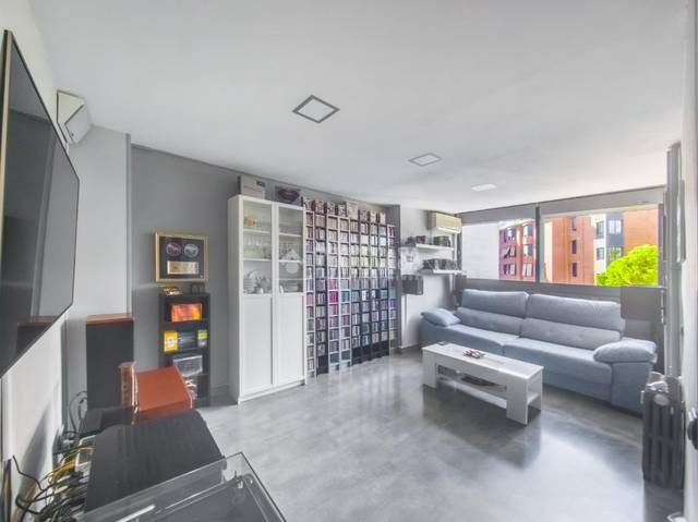 Piso en Venta en Media Legua