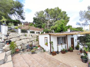 Villa con balcone in vendita a Carrer Arbolí 22