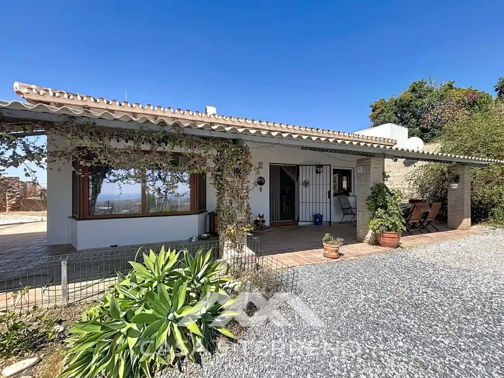 Detached house with garden for sale in Arroyo Arroyo Del Buho (Almayate), imagen 3