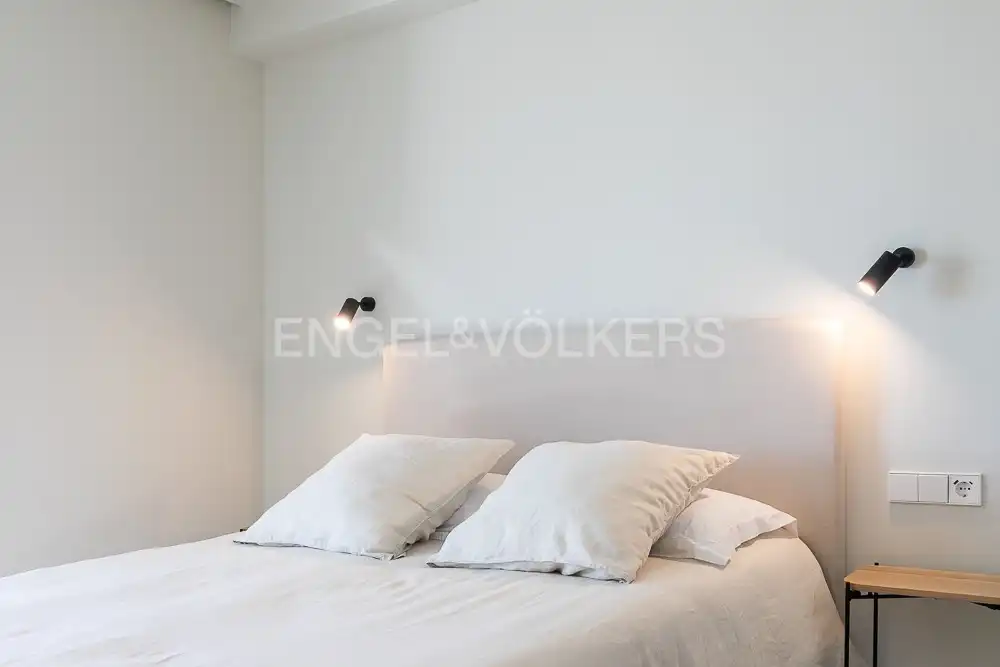 Bedroom of Attic for rent in Valencia  with Air Conditioner, Heating and Terrace