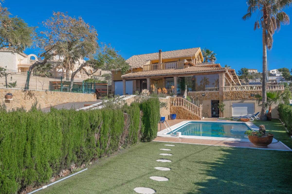 Garden of Houses for sale in San Vicente del Raspeig / Sant Vicent del Raspeig  with Air Conditioner, Heating and Private garden