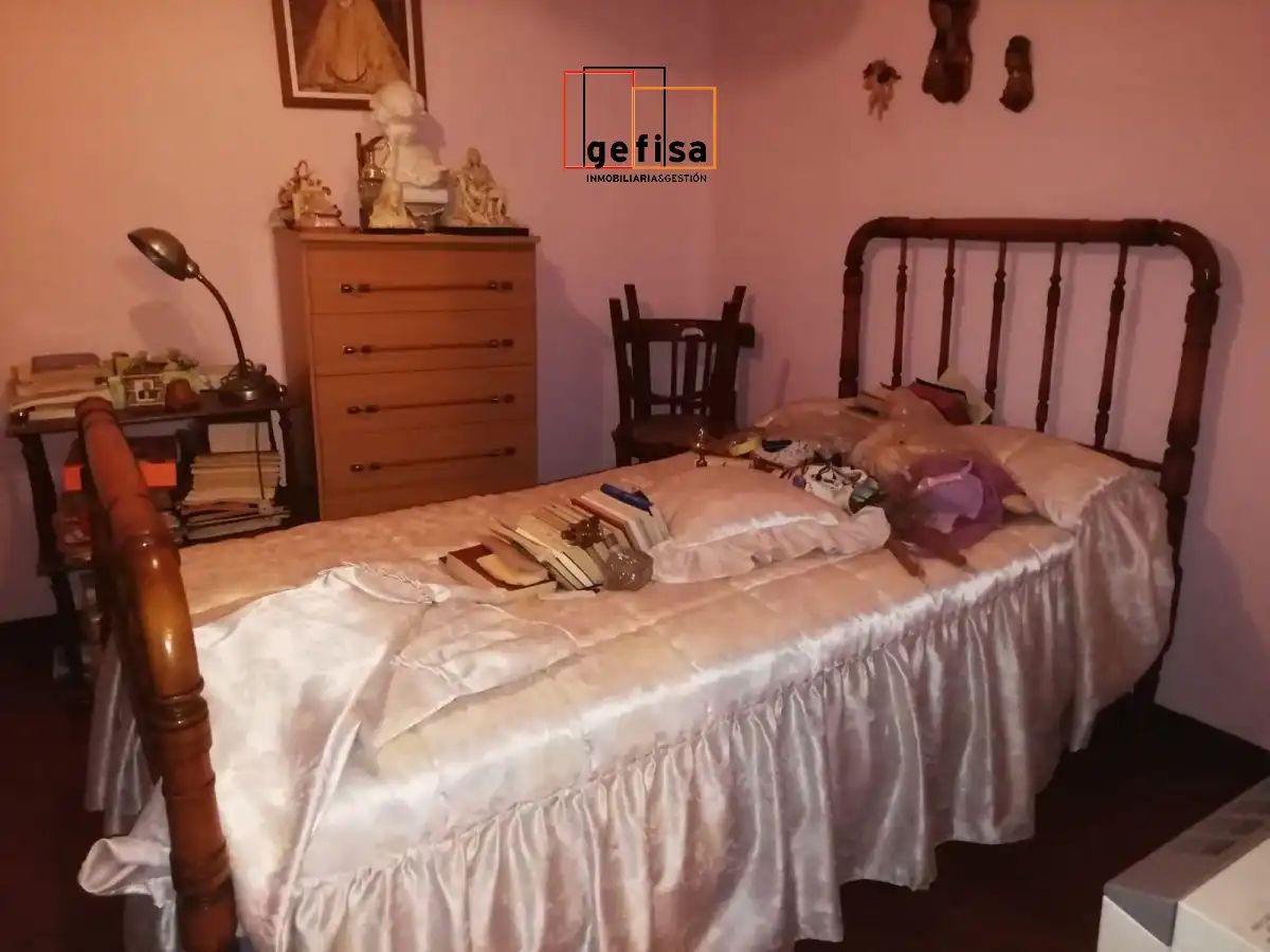 Dormitori de Casa o xalet en venda en Valdepeñas amb Traster i Balcó