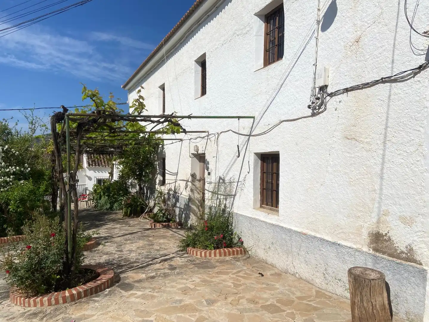 Vista exterior de Casa adosada en venta en Periana