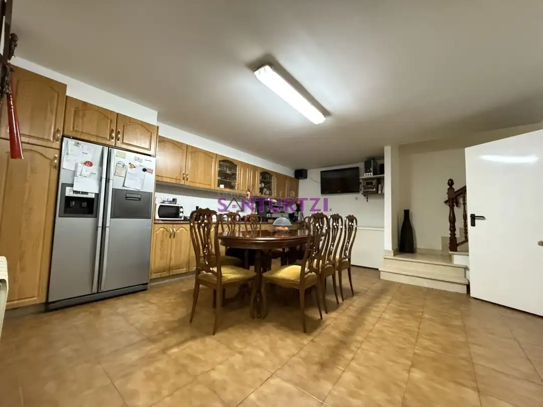 Detached homes for sale in Castro-Urdiales  with Heating, Terrace and Furnished