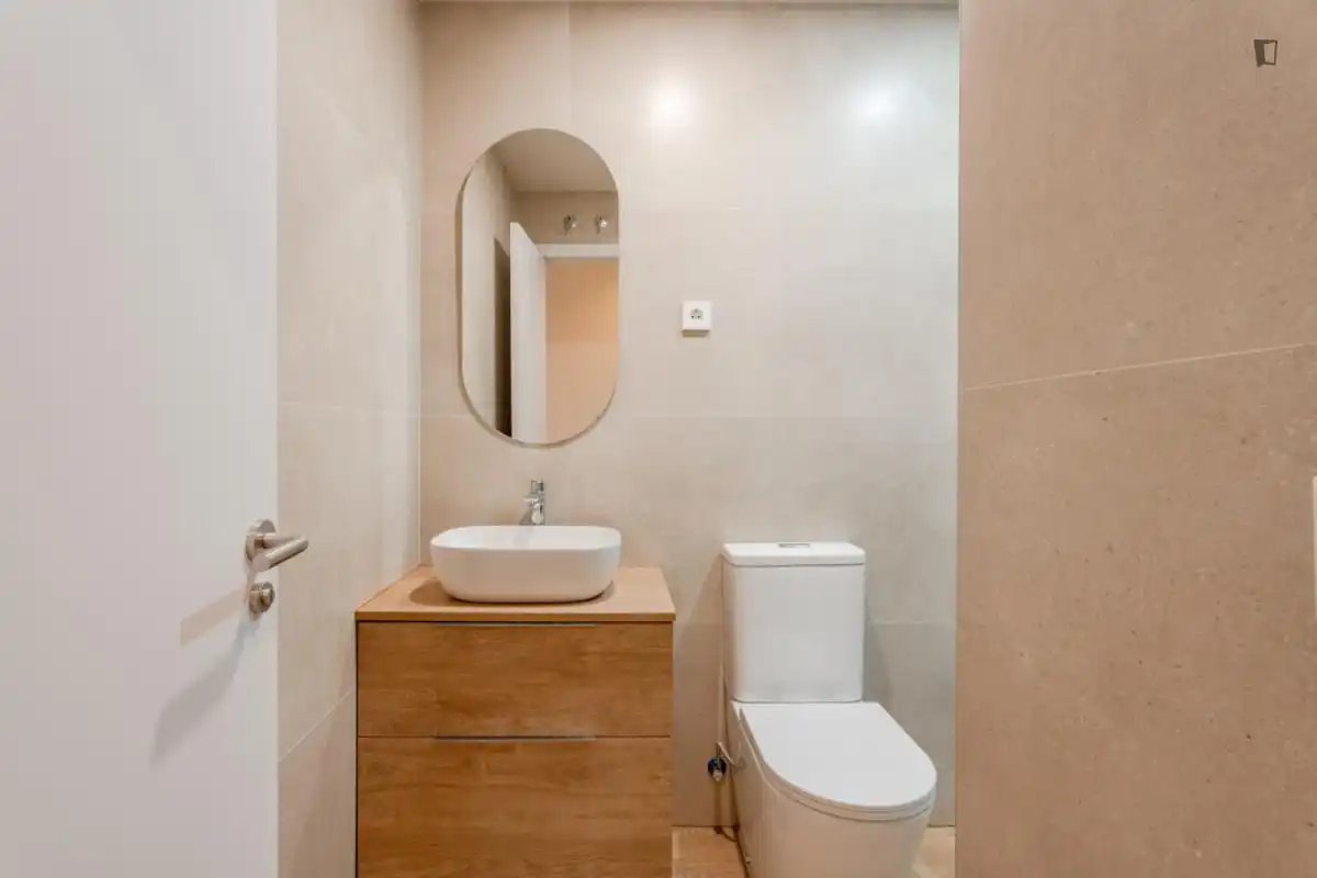 Baño de Estudio de alquiler en Getafe con Aire acondicionado, Calefacción y Amueblado