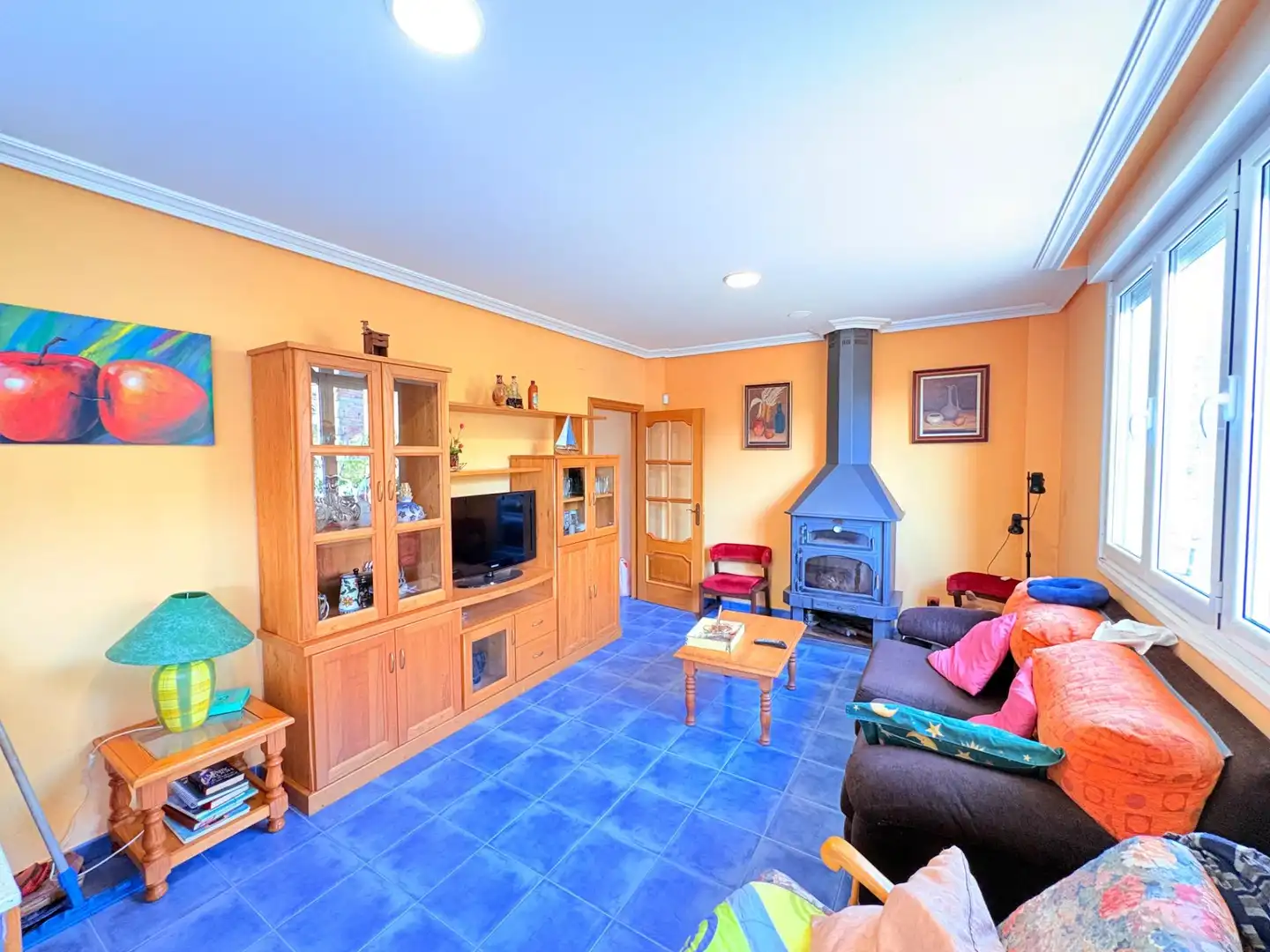 Sala de estar de Casa o chalet en venta en Ponferrada con Calefacción, Jardín privado y Terraza