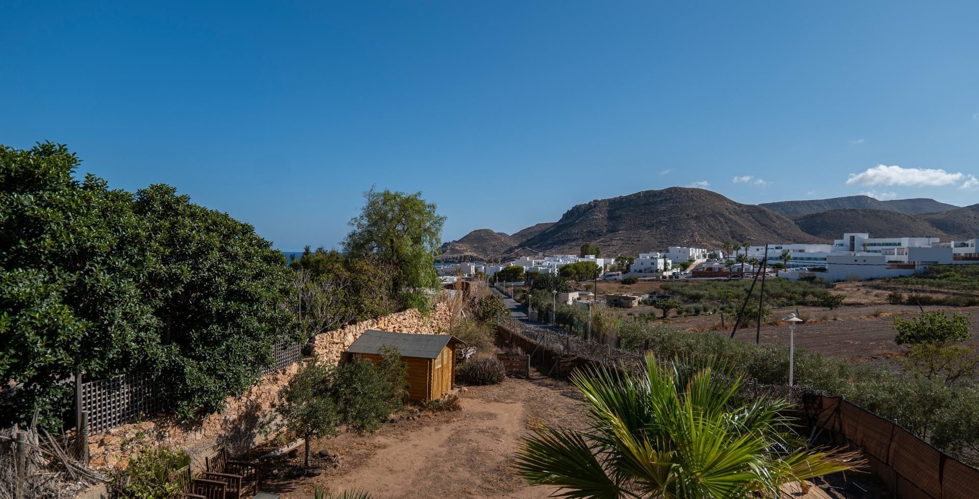 Vista exterior de Casa o xalet en venda en Níjar amb Aire condicionat, Calefacció i Jardí privat