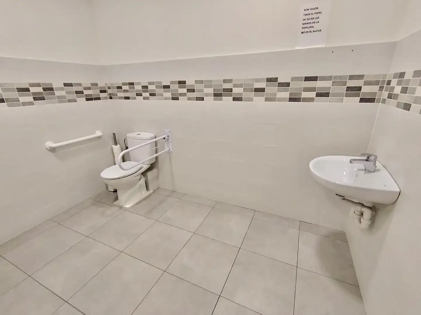 Local comercial en venta en Riu Nord, imagen 15