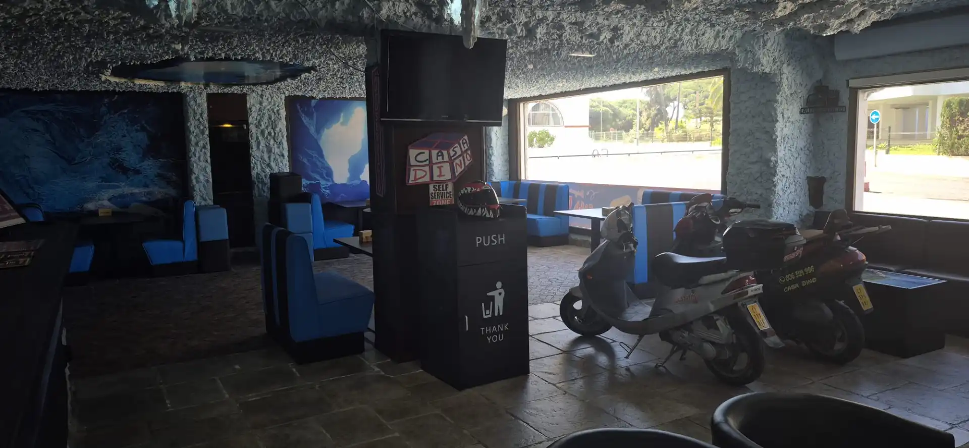 Commercial properties for sale in El Portil  with Air Conditioner, Furnished and Internet