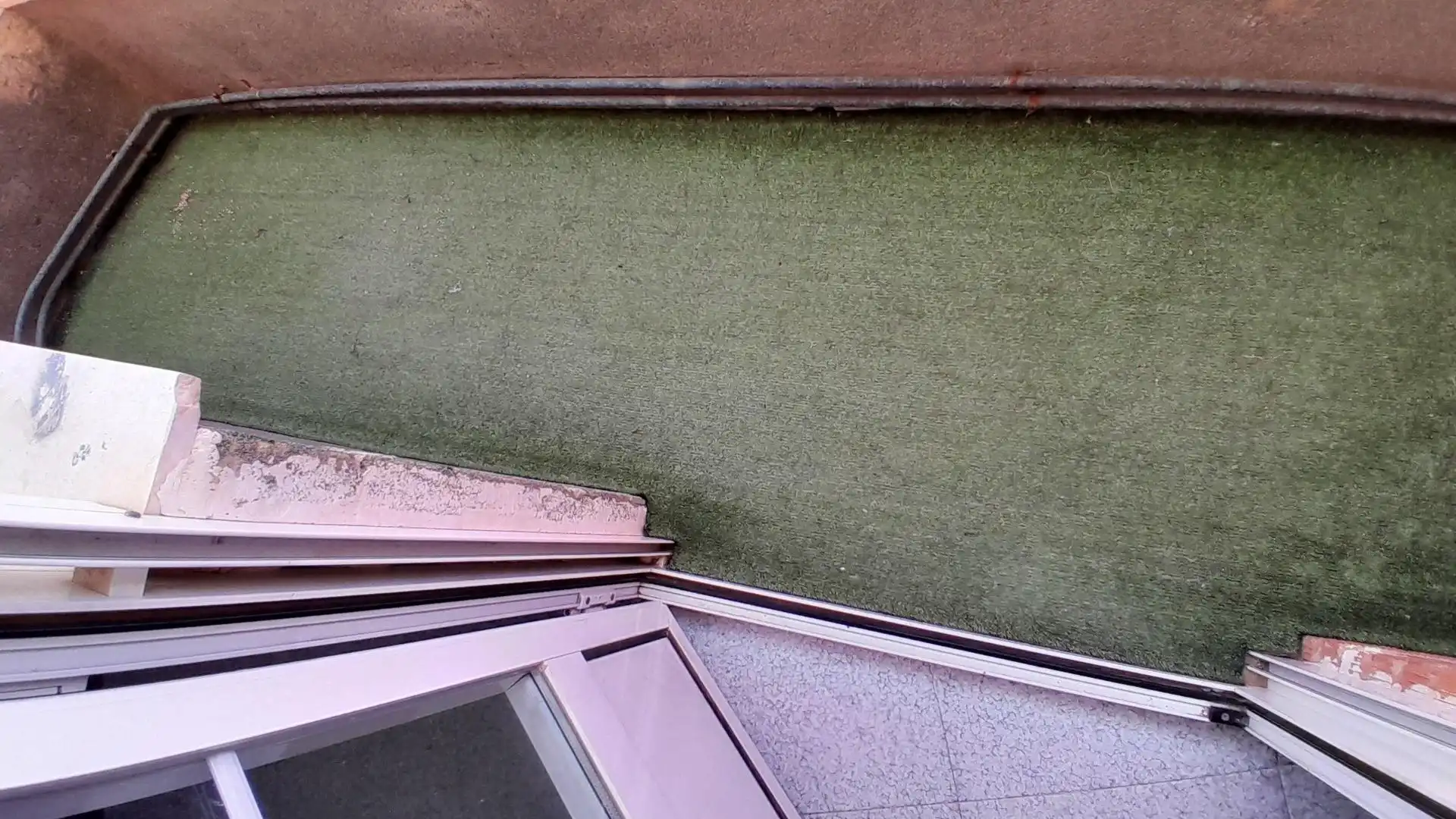 Terrassa de Pis en venda en Yecla amb Calefacció, Traster i Moblat
