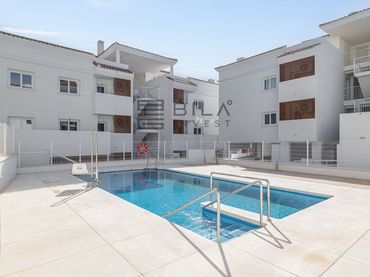 Piso con piscina en venta en Pensamiento