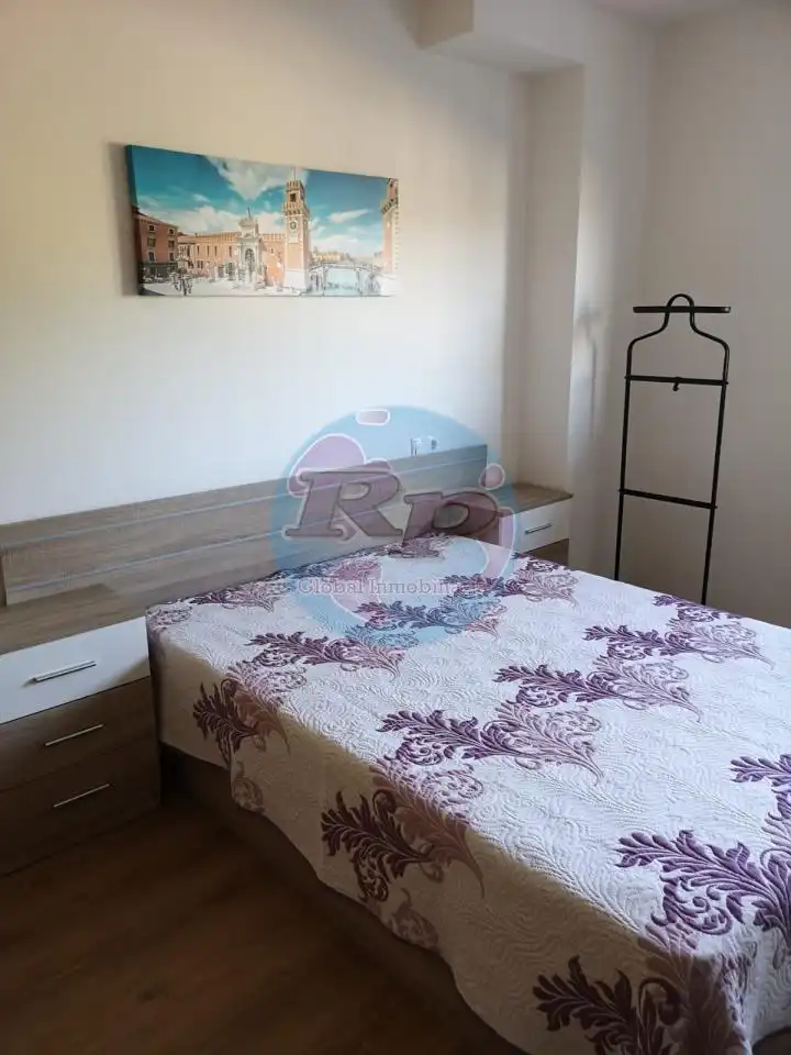 Habitación de Apartamento de alquiler en Valverde de la Virgen con Calefacción, Parquet y Terraza