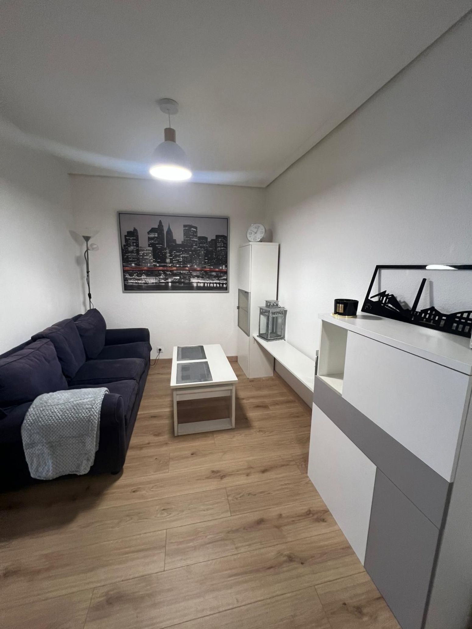 Living room of Flat for rent in Torrelavega   with Heating