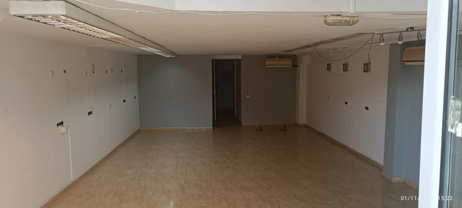 Local comercial en alquiler en Centre - Estació, imagen 2