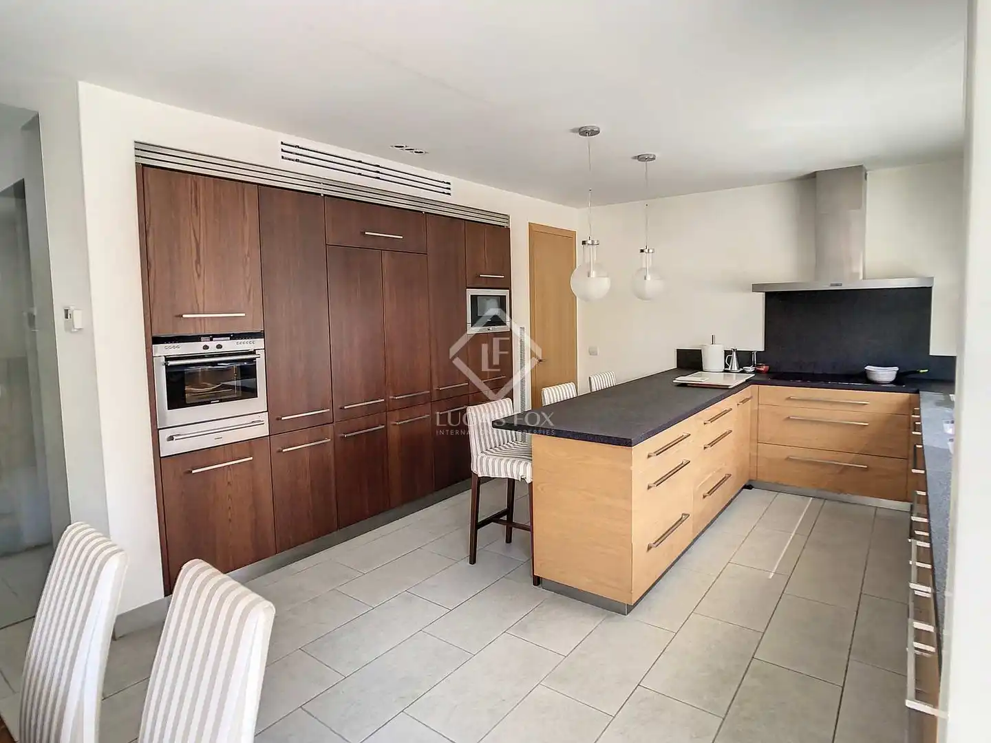 Casa o xalet en venda a Dalt Sant Joan - Plaça Eivissa