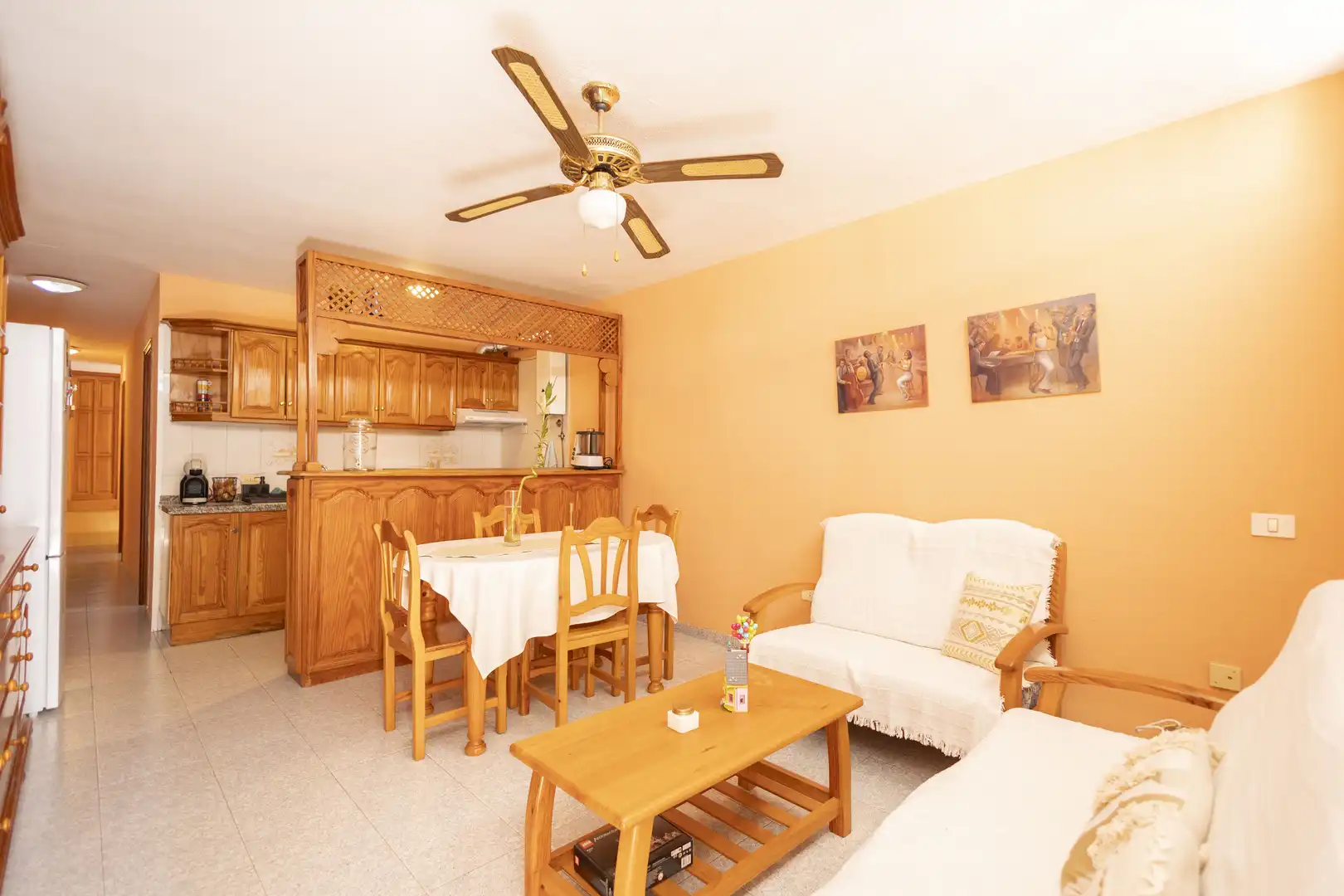 Living room of Flat for sale in Guía de Isora  with Terrace and Furnished