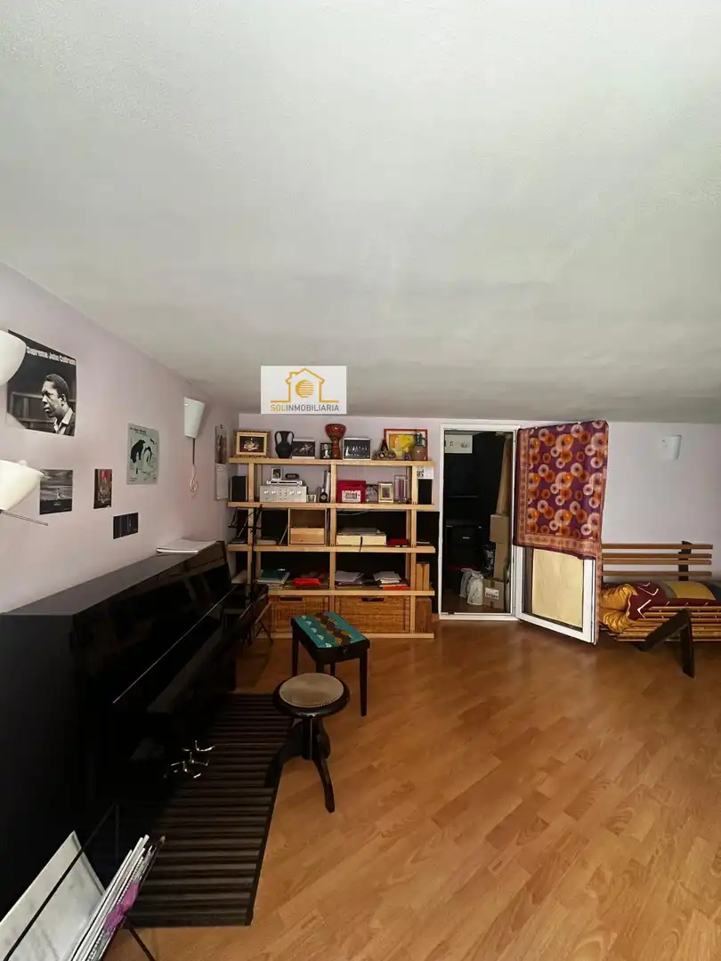Planta baja en venta en León Capital  con Calefacción y Parquet