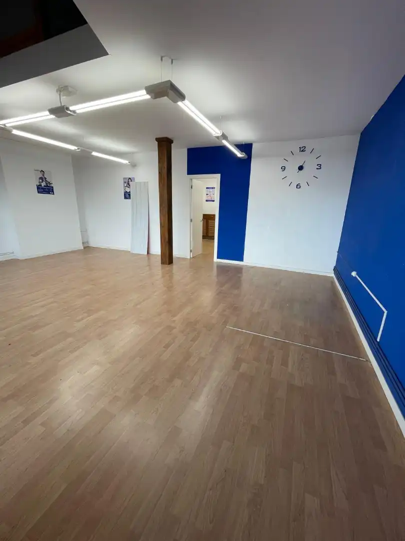 Local comercial de lloguer a Camino C, imagen 4